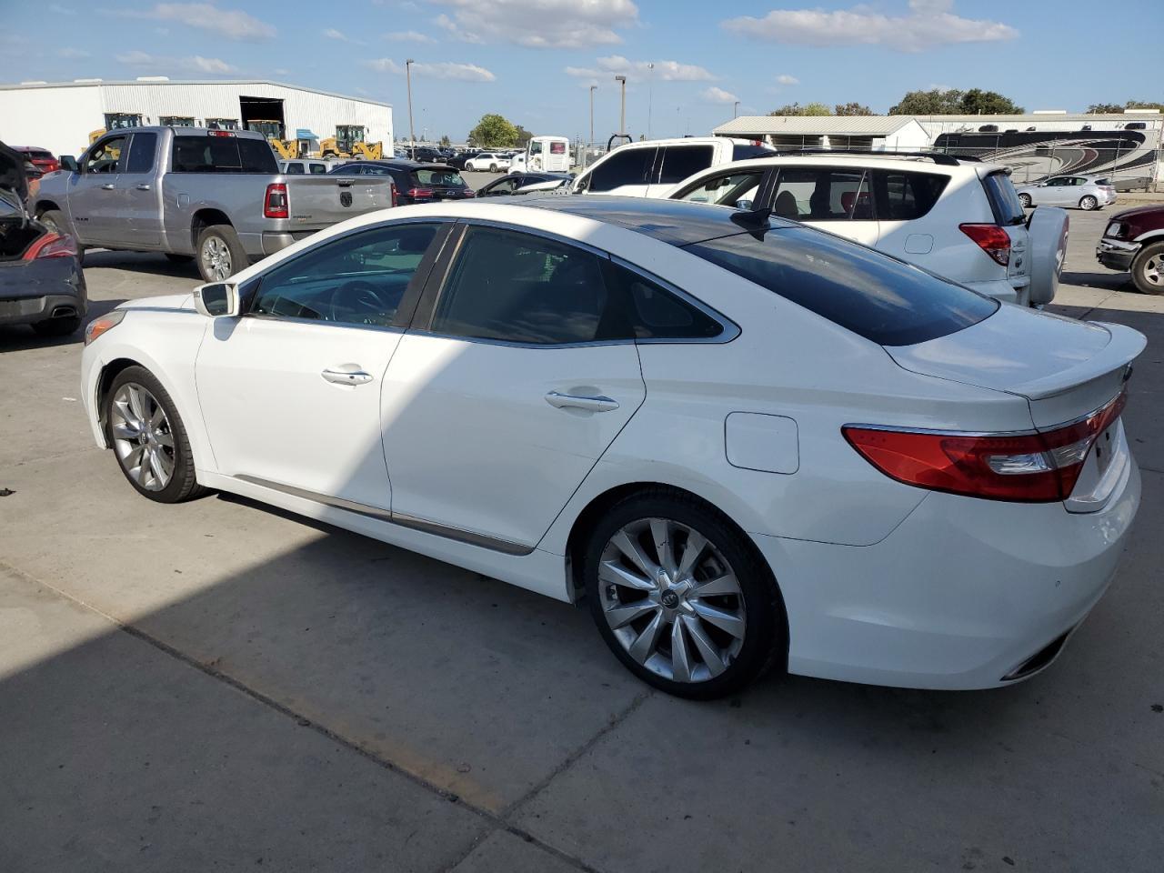 2012 HYUNDAI Azera