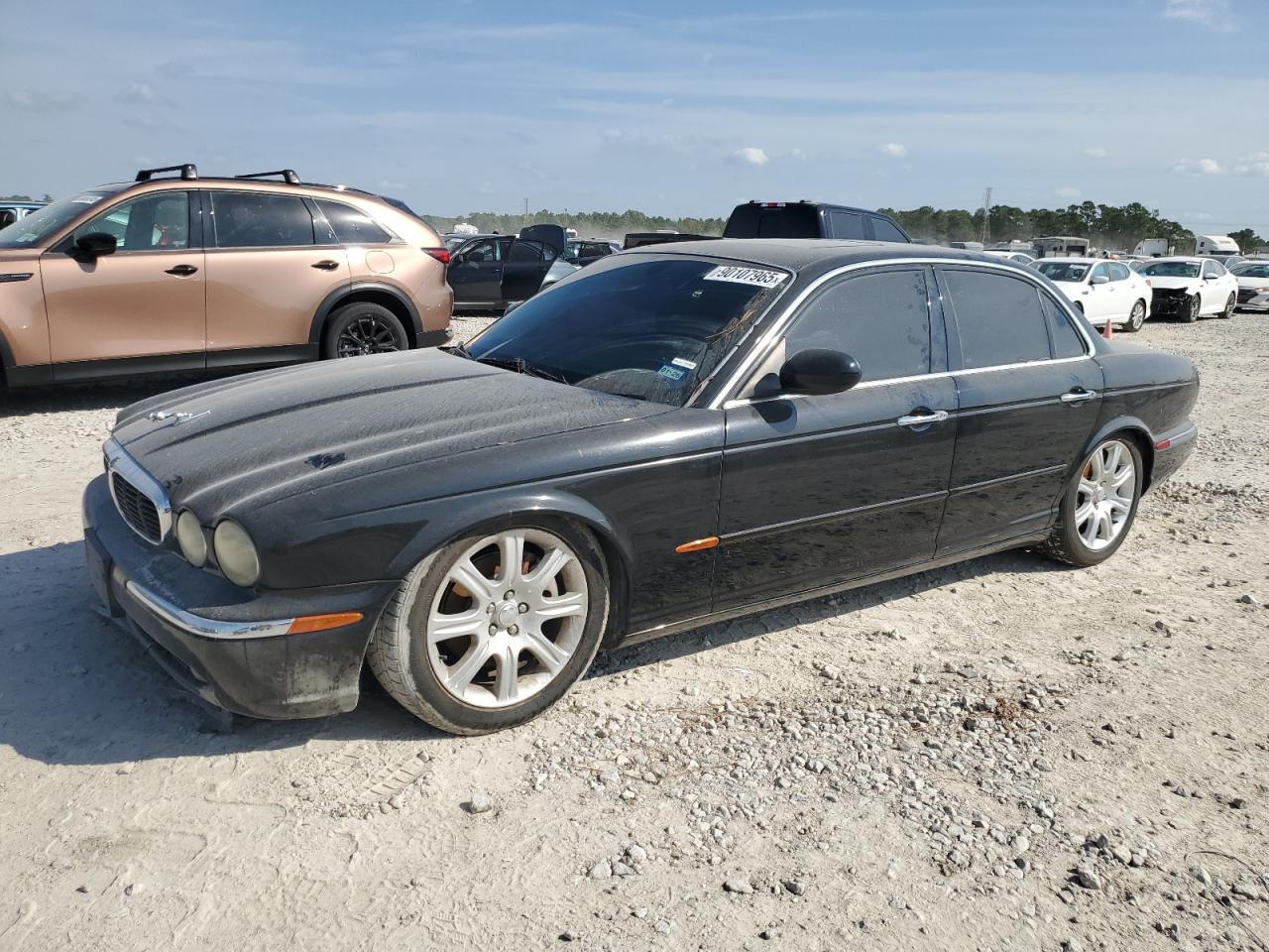 2004 JAGUAR Xj-Series