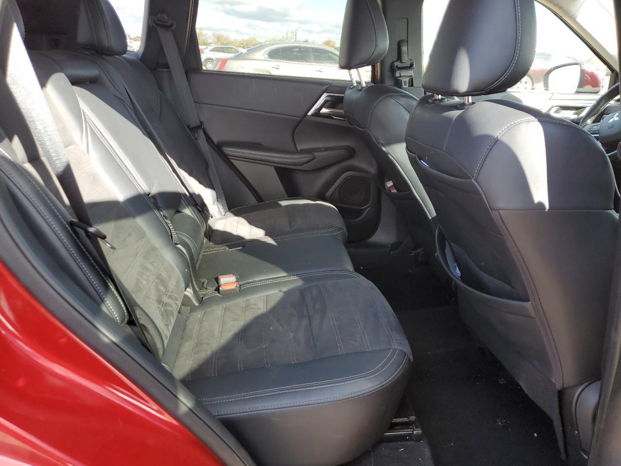 2023 MITSUBISHI outlander