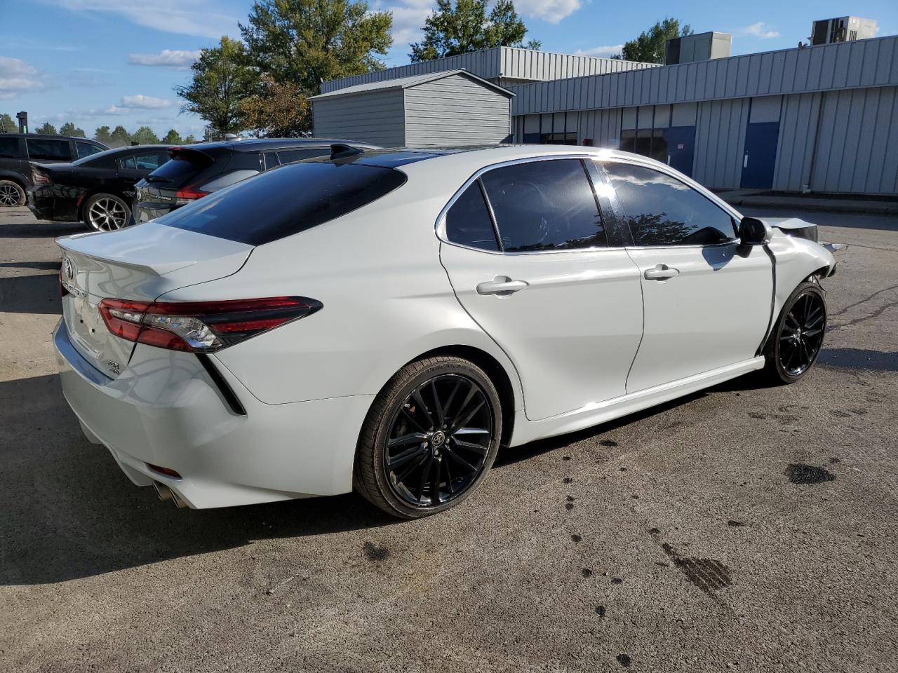 2022 TOYOTA CAMRY