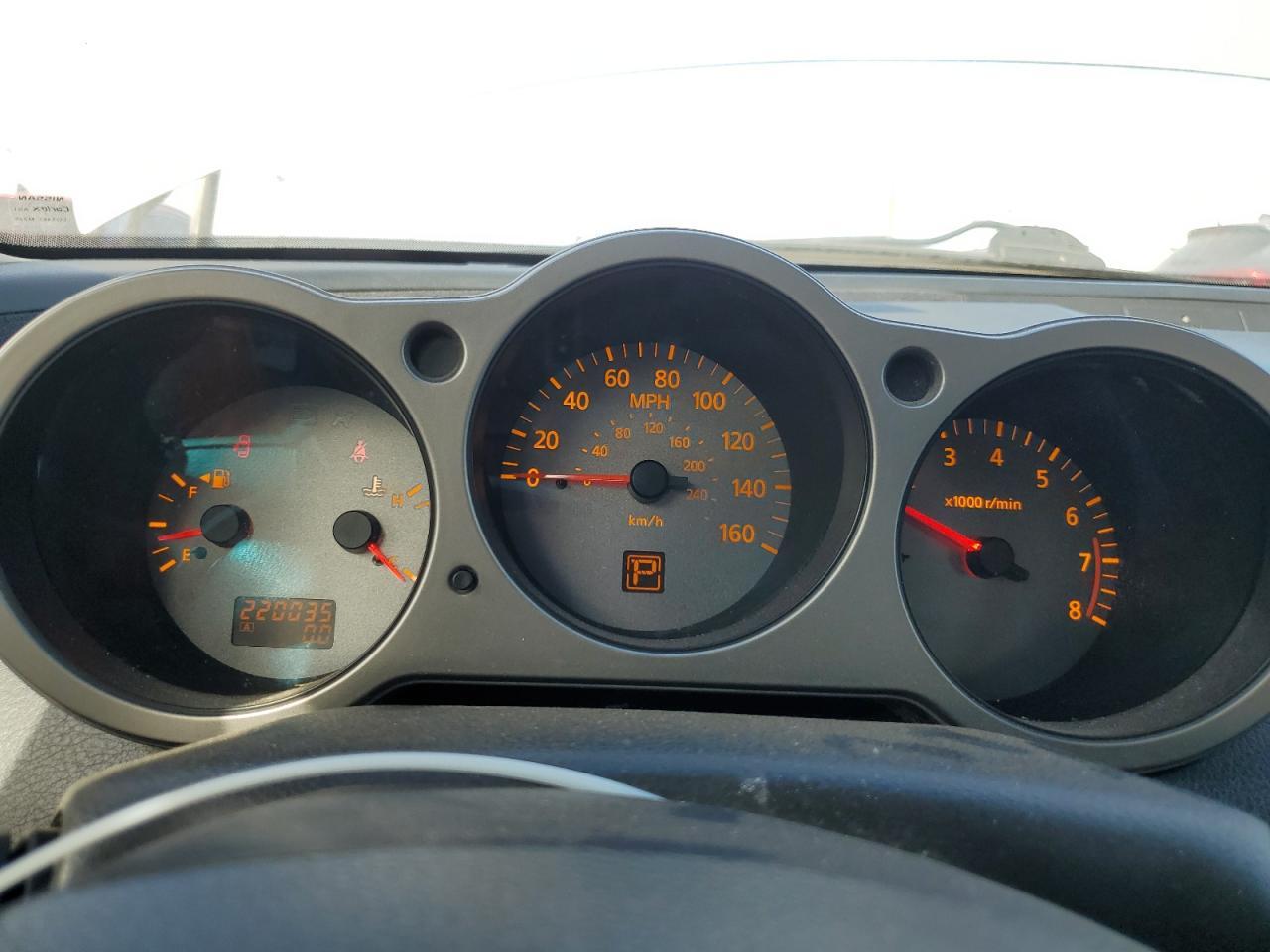 2004 NISSAN Maxima