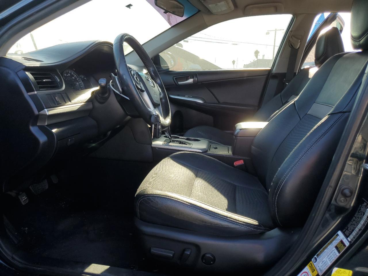 2014 TOYOTA CAMRY