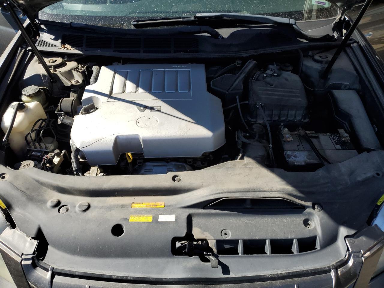 2005 TOYOTA Avalon