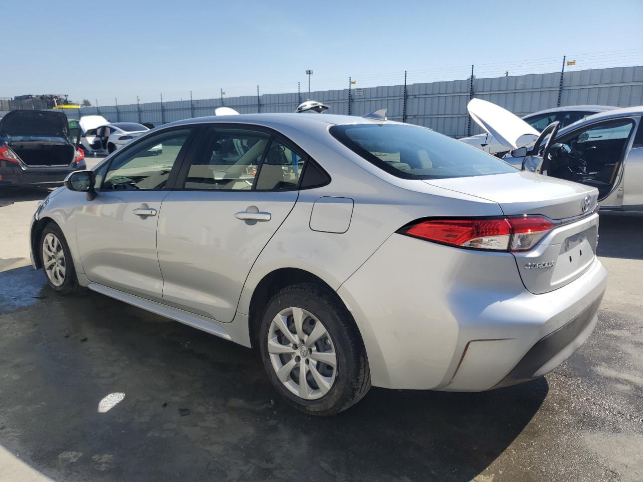 2025 TOYOTA COROLLA