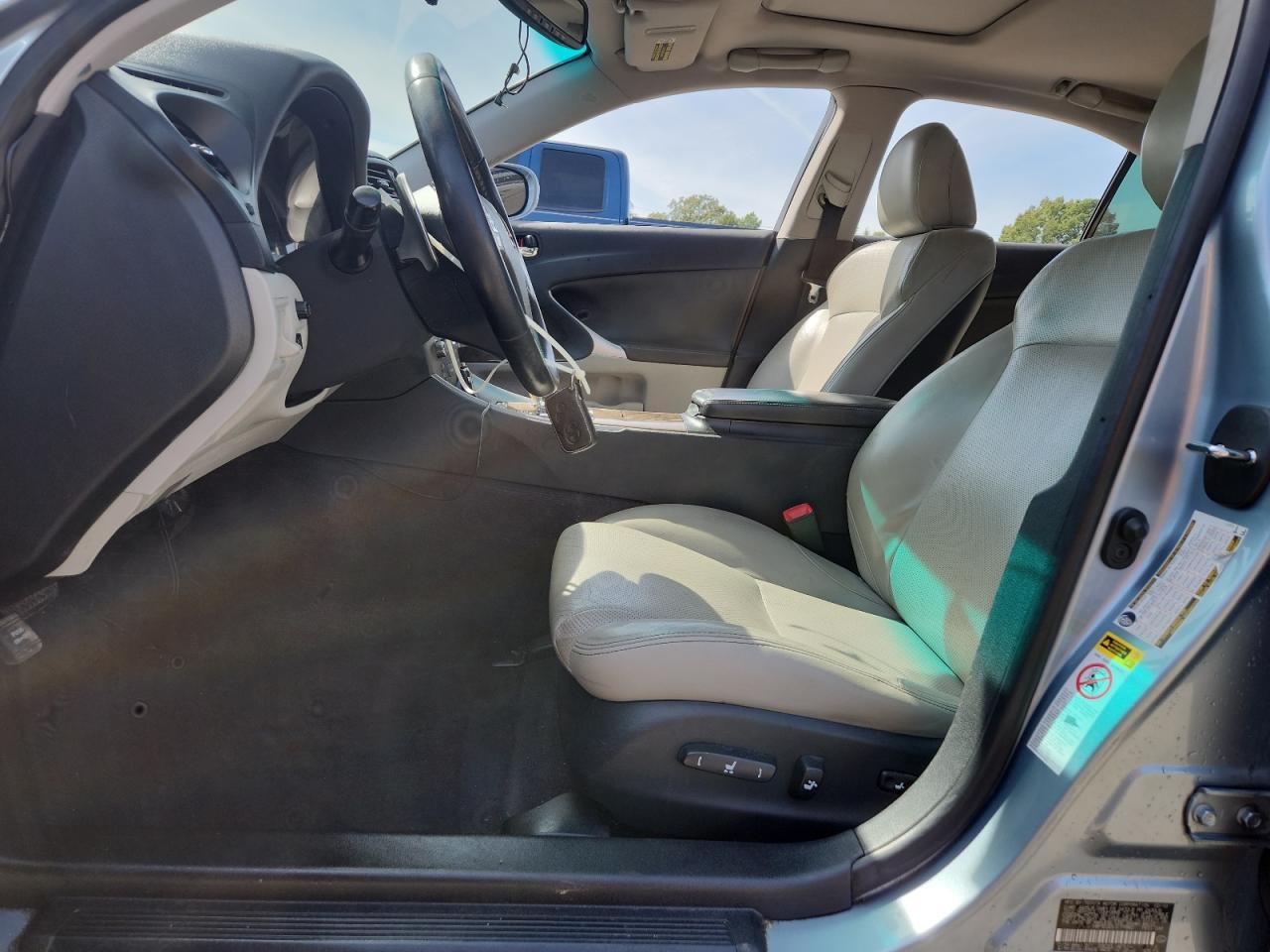 2010 LEXUS IS 250