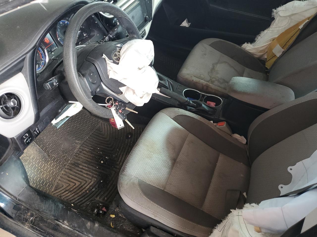 2017 TOYOTA COROLLA