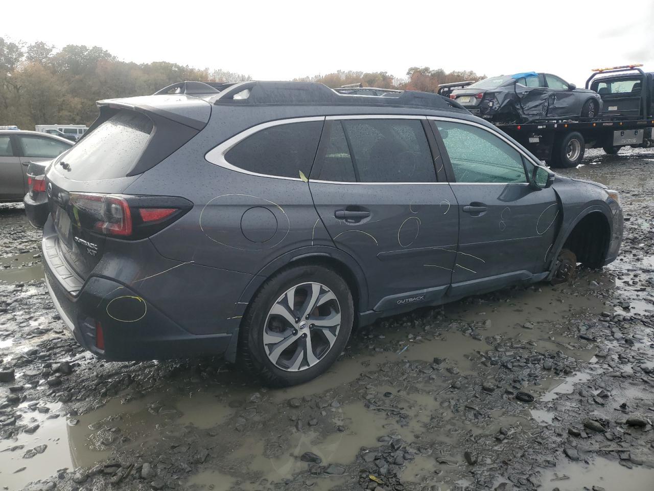 2020 SUBARU Outback