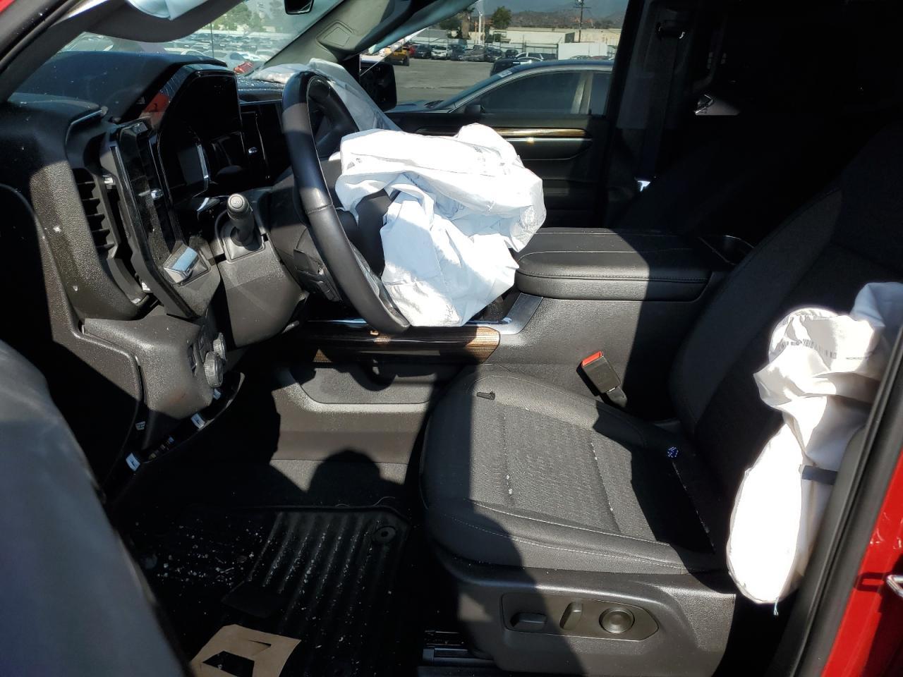 2023 CHEVROLET Silverado