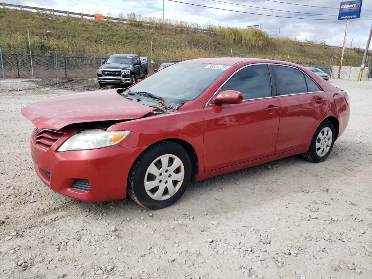 2011 TOYOTA CAMRY