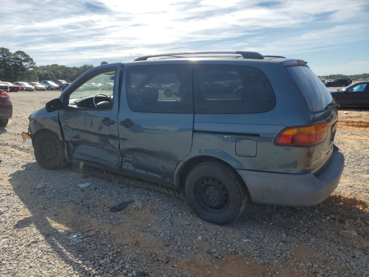 2000 TOYOTA SIENNA
