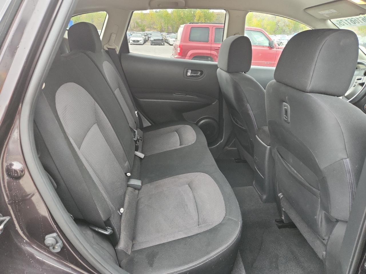 2012 NISSAN ROGUE