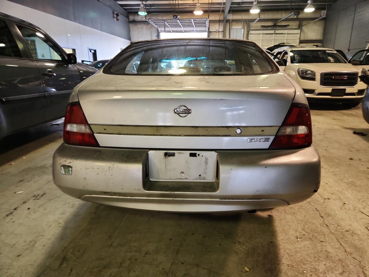 2000 NISSAN ALTIMA