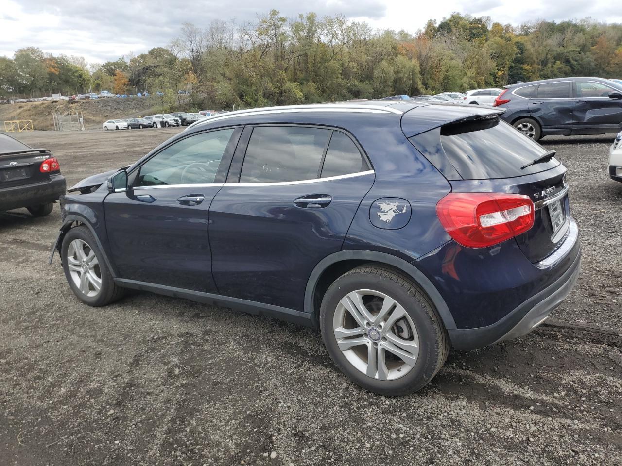 2017 MERCEDES-BENZ GLA-Class