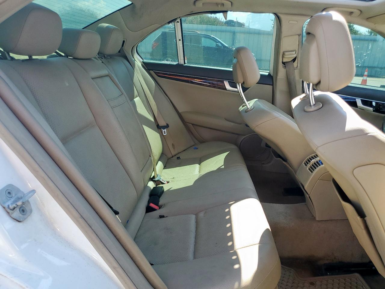 2013 MERCEDES-BENZ C-CLASS