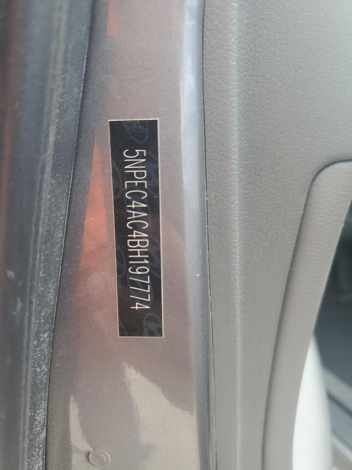 2011 HYUNDAI SONATA