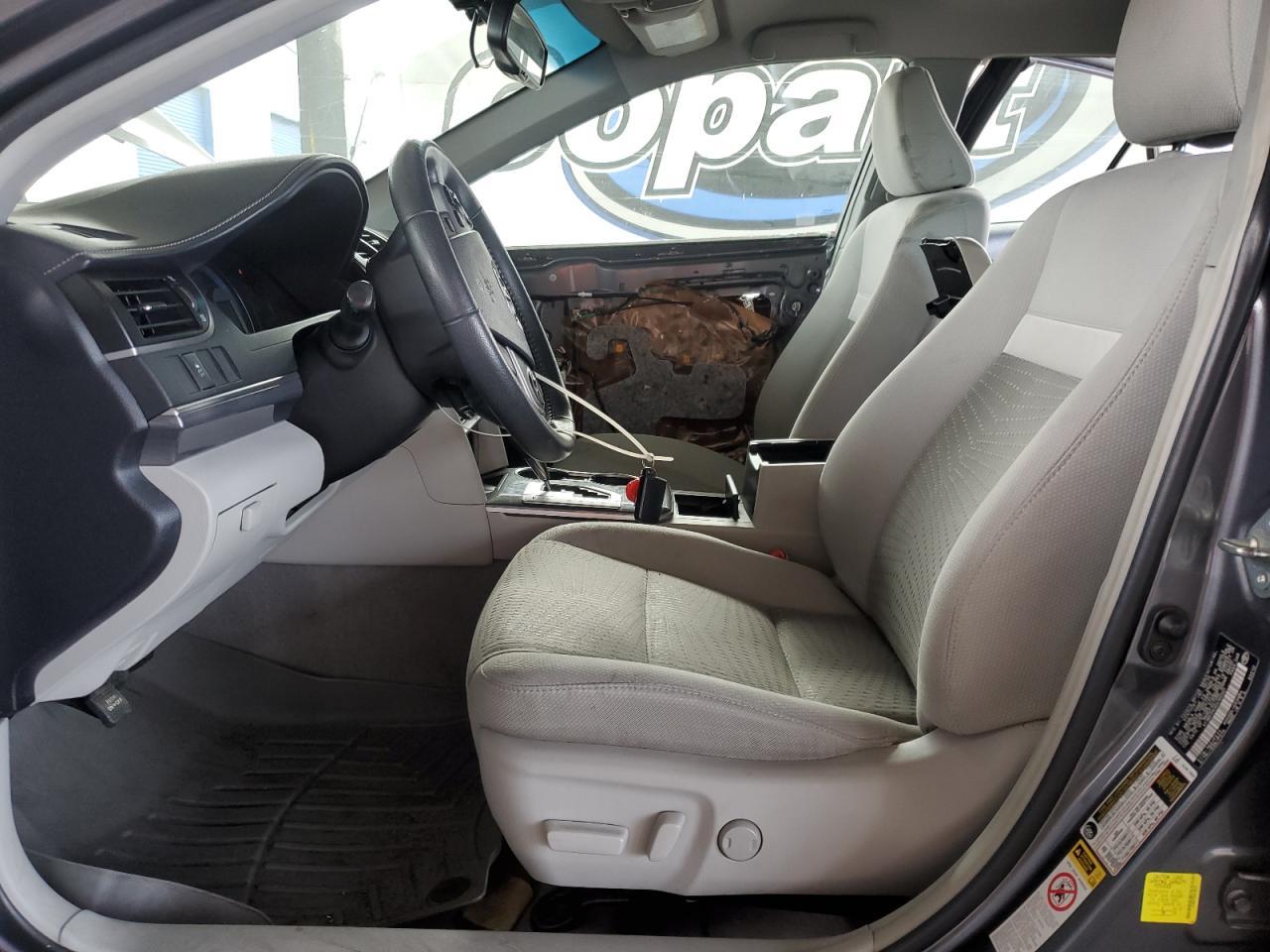 2014 TOYOTA CAMRY
