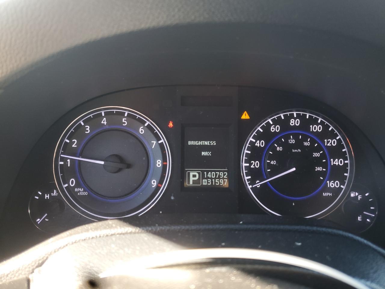 2015 INFINITI Q40