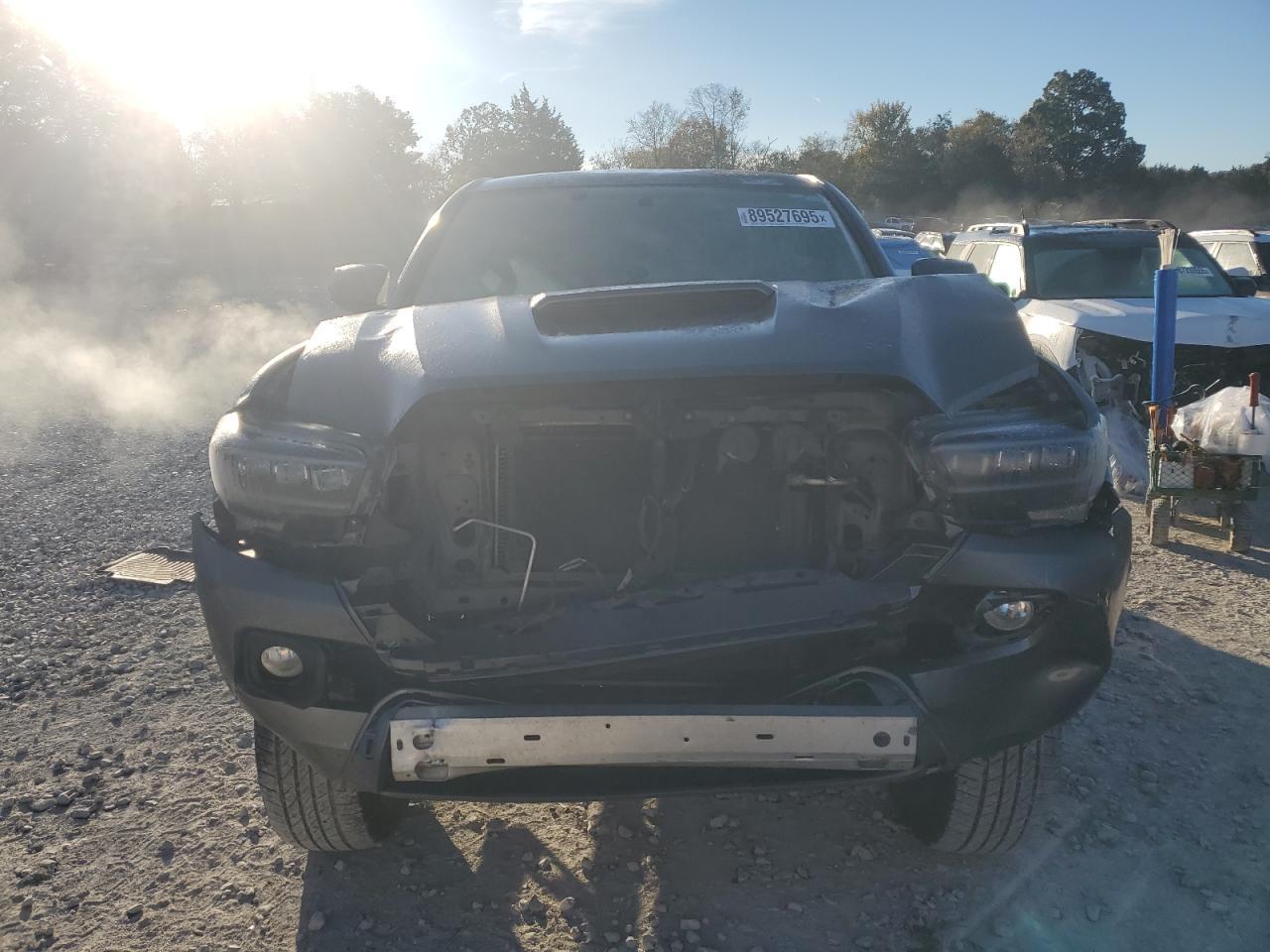 2016 TOYOTA TACOMA