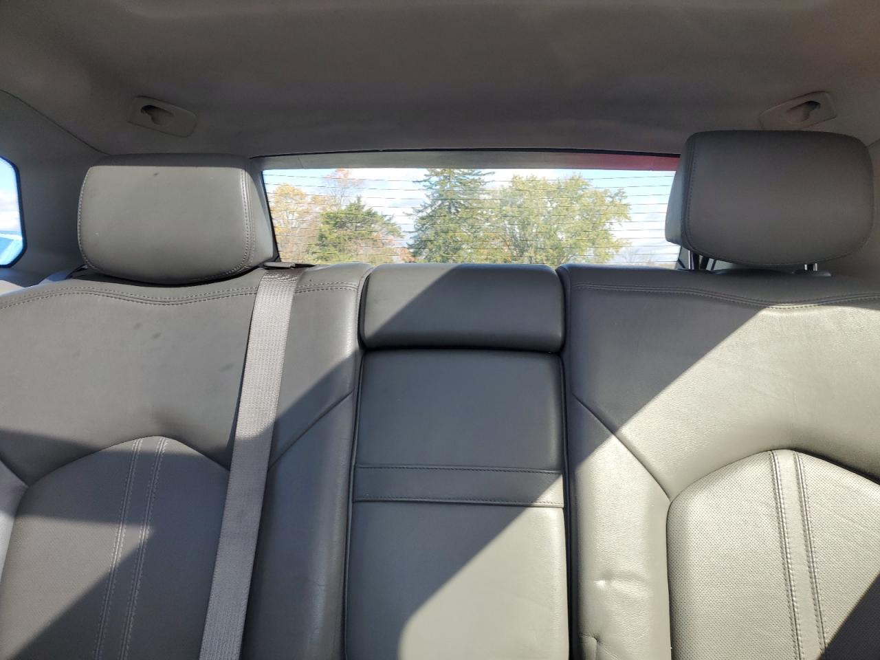 2011 CADILLAC SRX