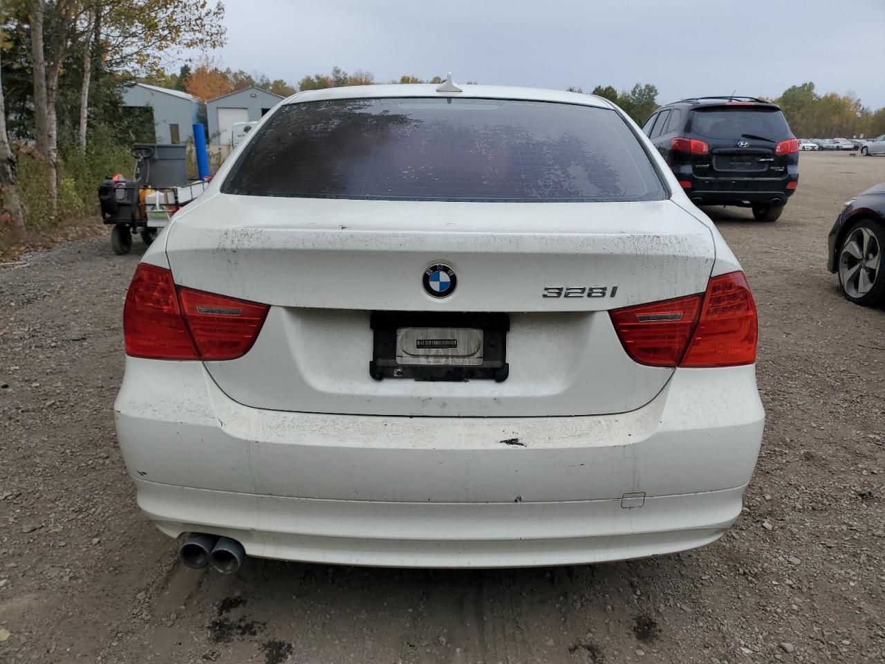2011 BMW 3 SERIES