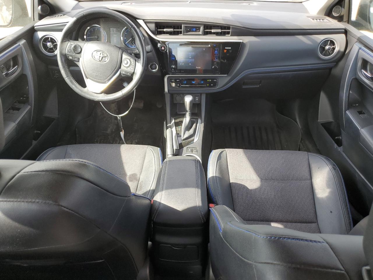 2017 TOYOTA COROLLA