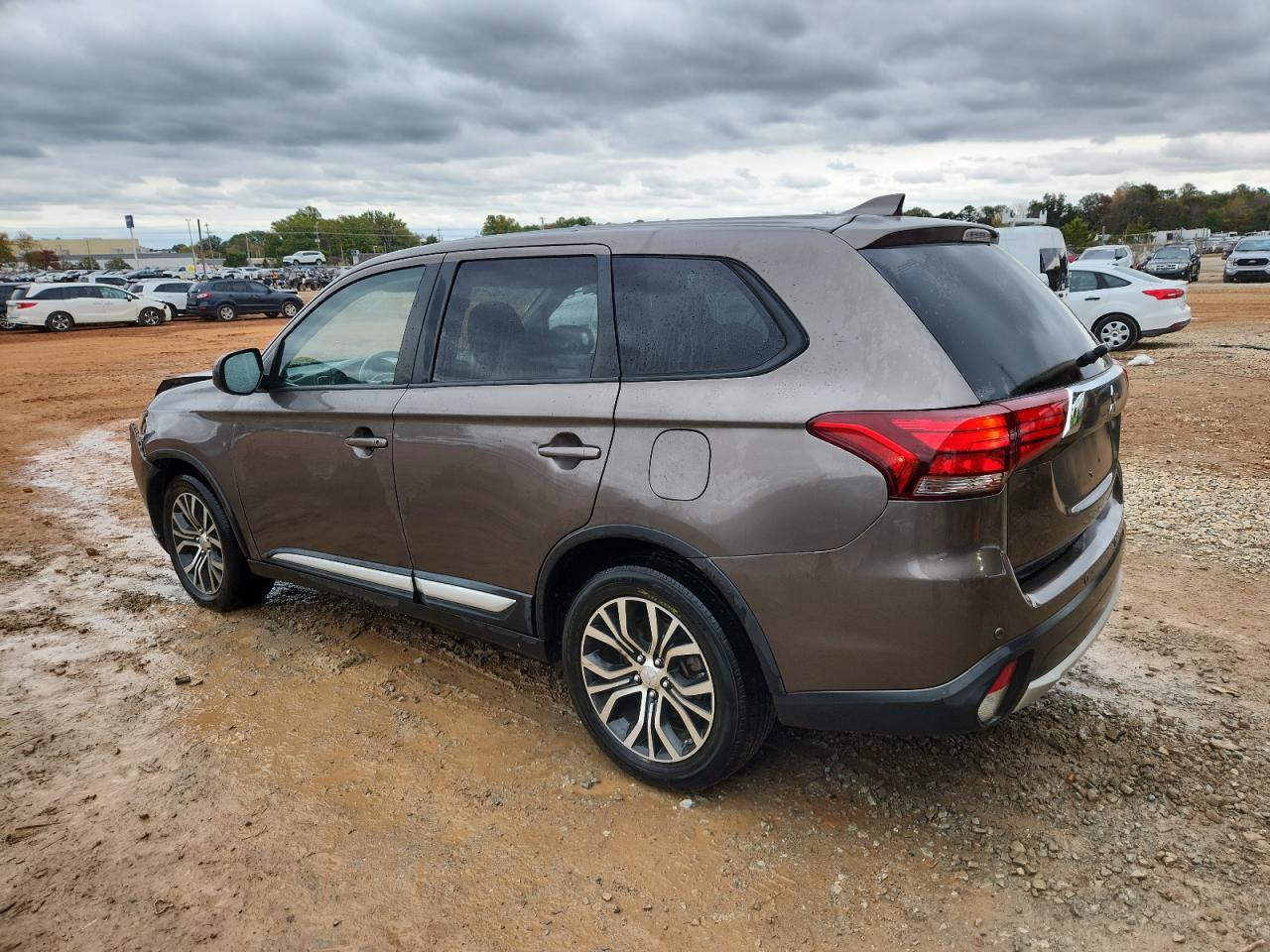 2017 MITSUBISHI outlander