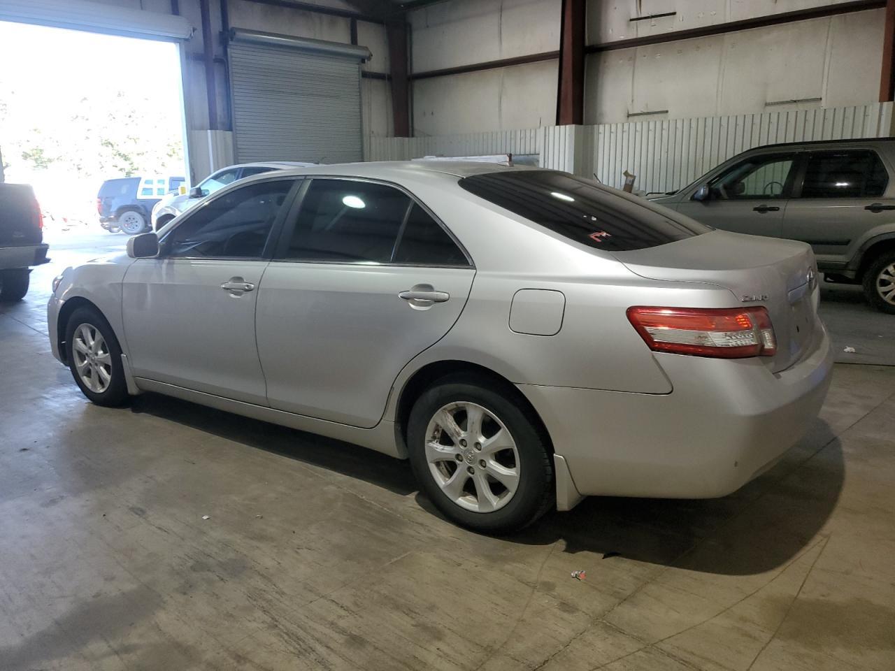 2010 TOYOTA CAMRY