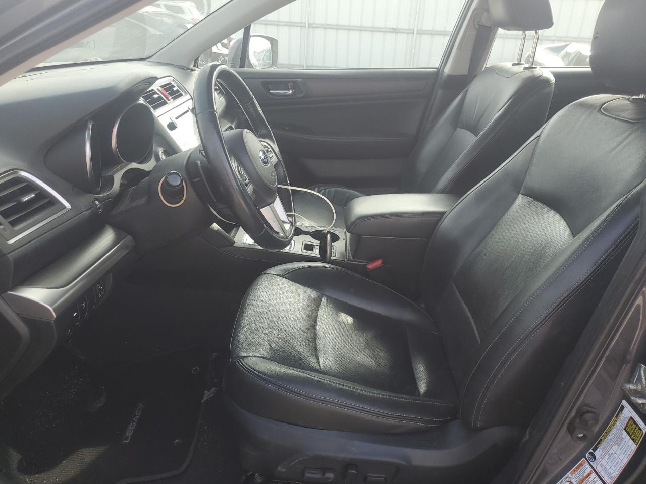 2015 SUBARU Legacy