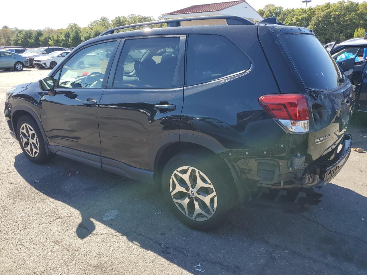 2019 SUBARU FORESTER