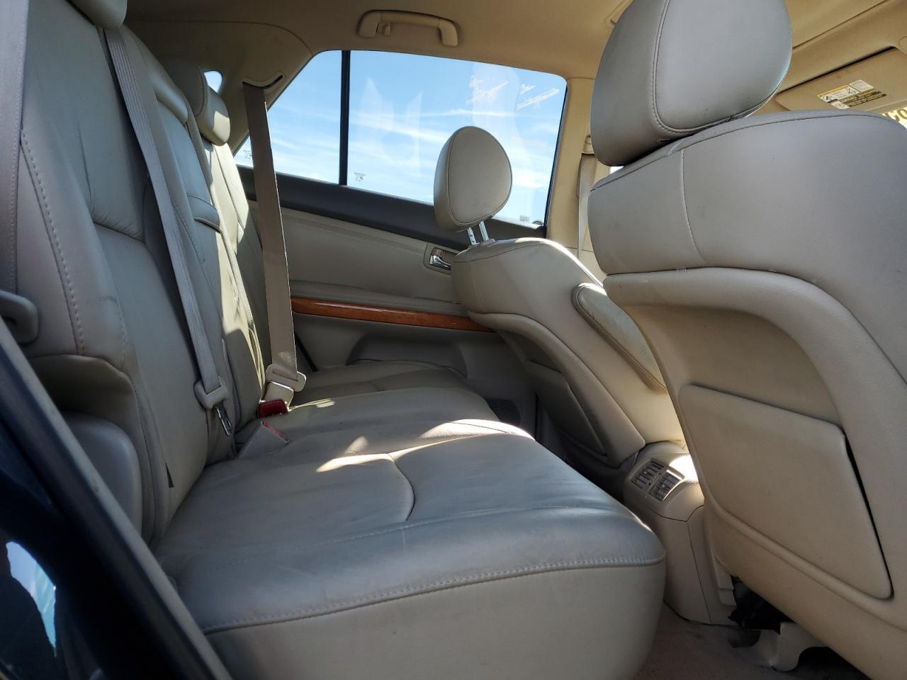 2004 LEXUS Rx 330
