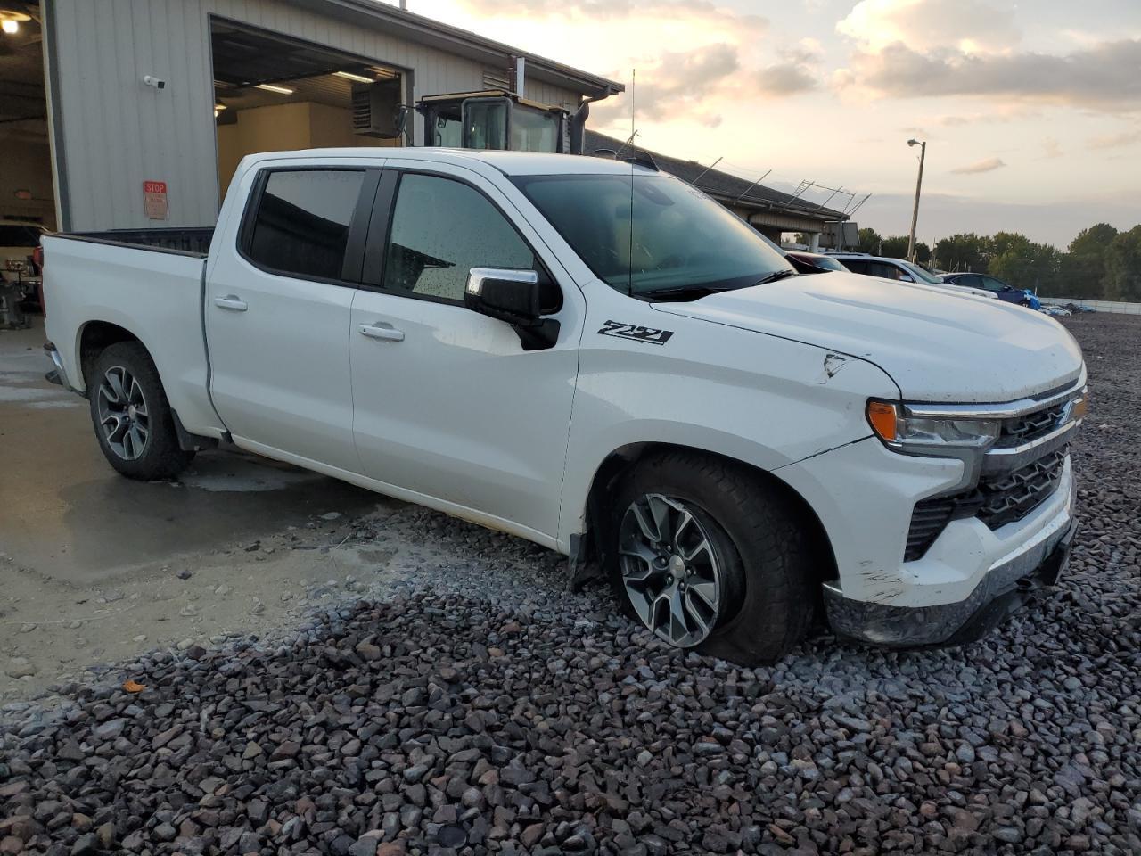 2023 CHEVROLET Silverado