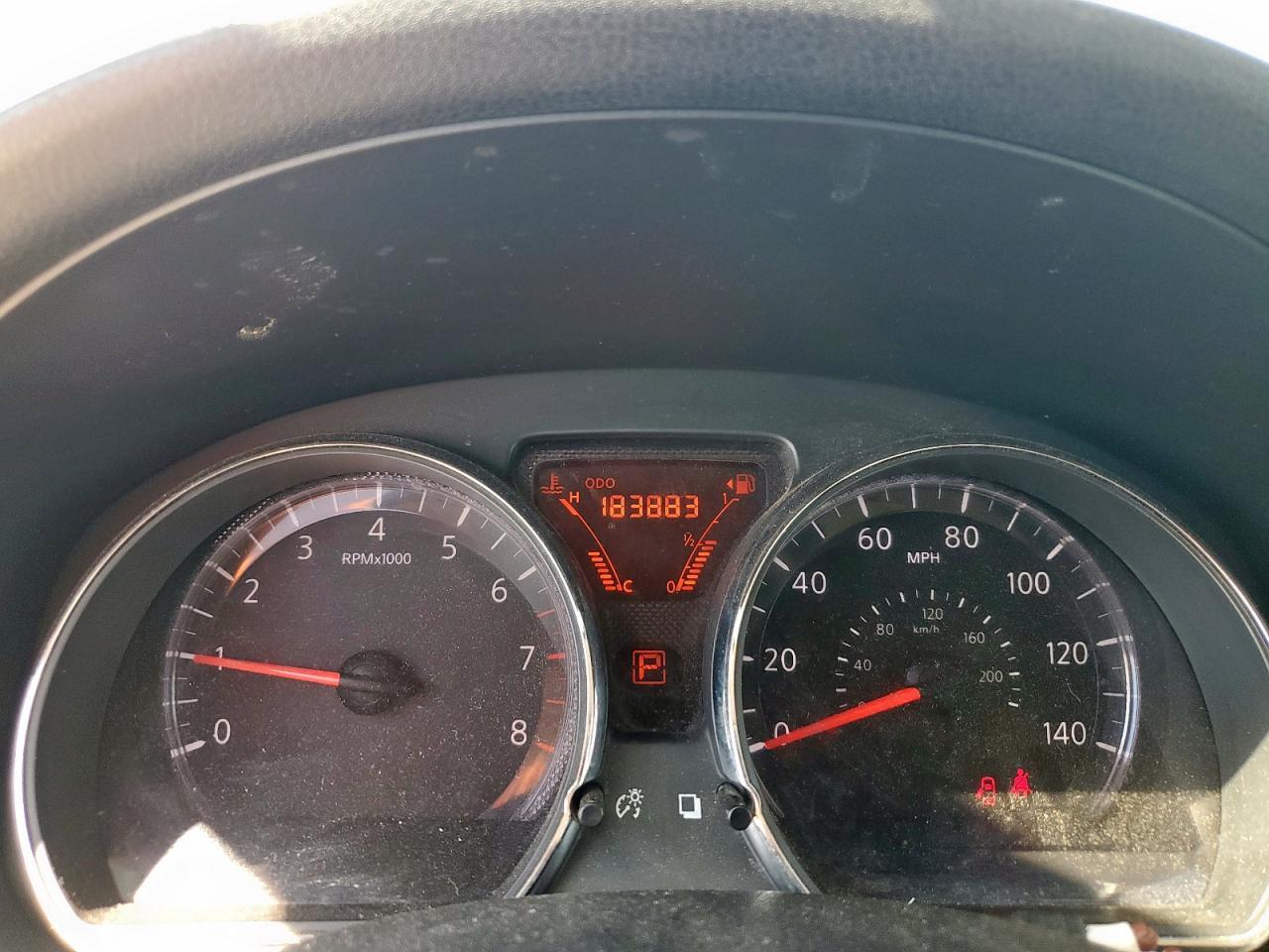 2013 NISSAN VERSA