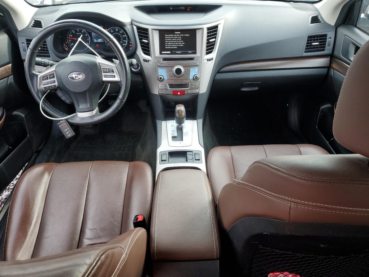 2013 SUBARU Outback