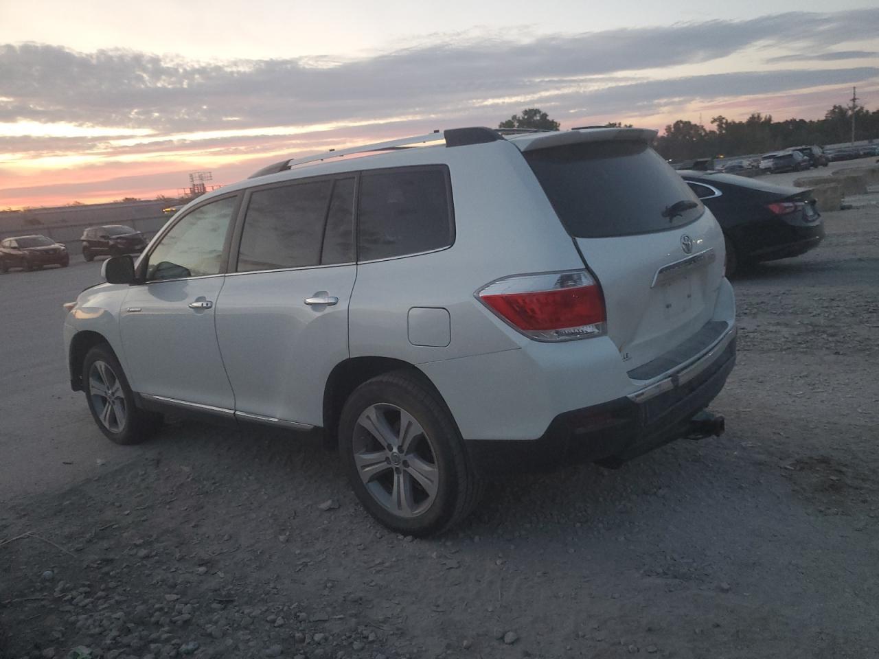 2012 TOYOTA HIGHLANDER