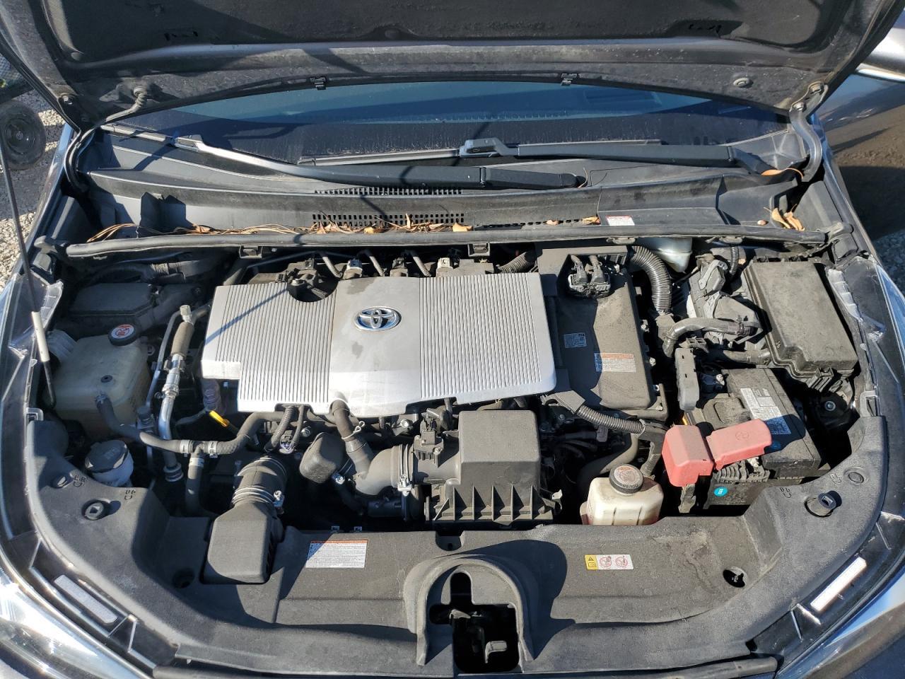 2019 TOYOTA PRIUS