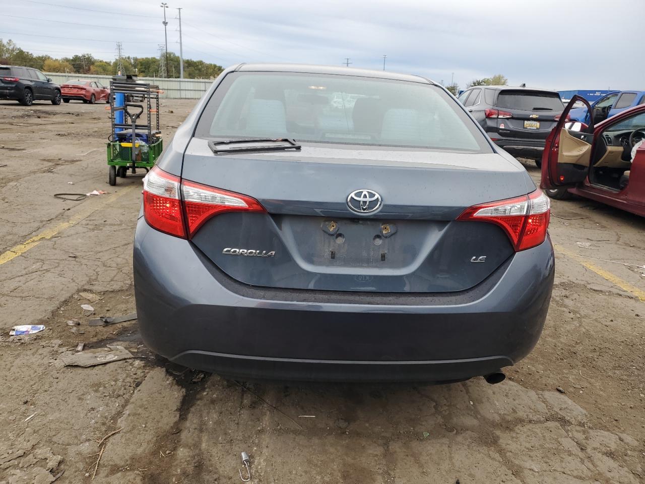 2015 TOYOTA COROLLA