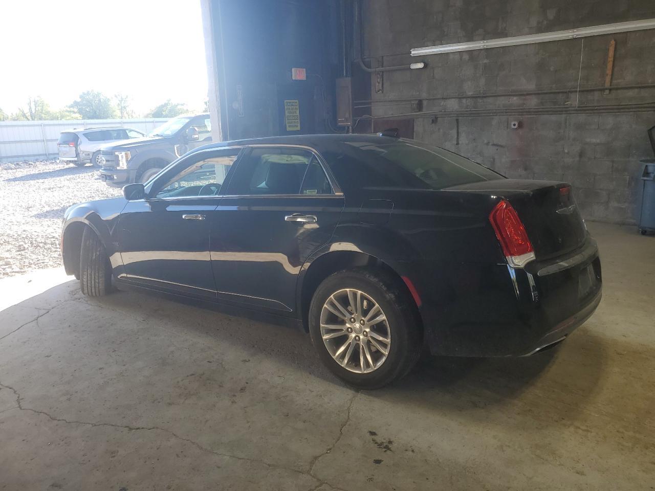 2017 CHRYSLER 300
