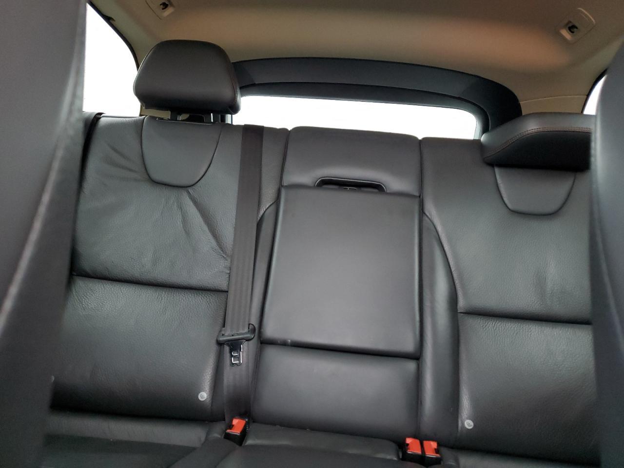 2012 VOLVO XC60