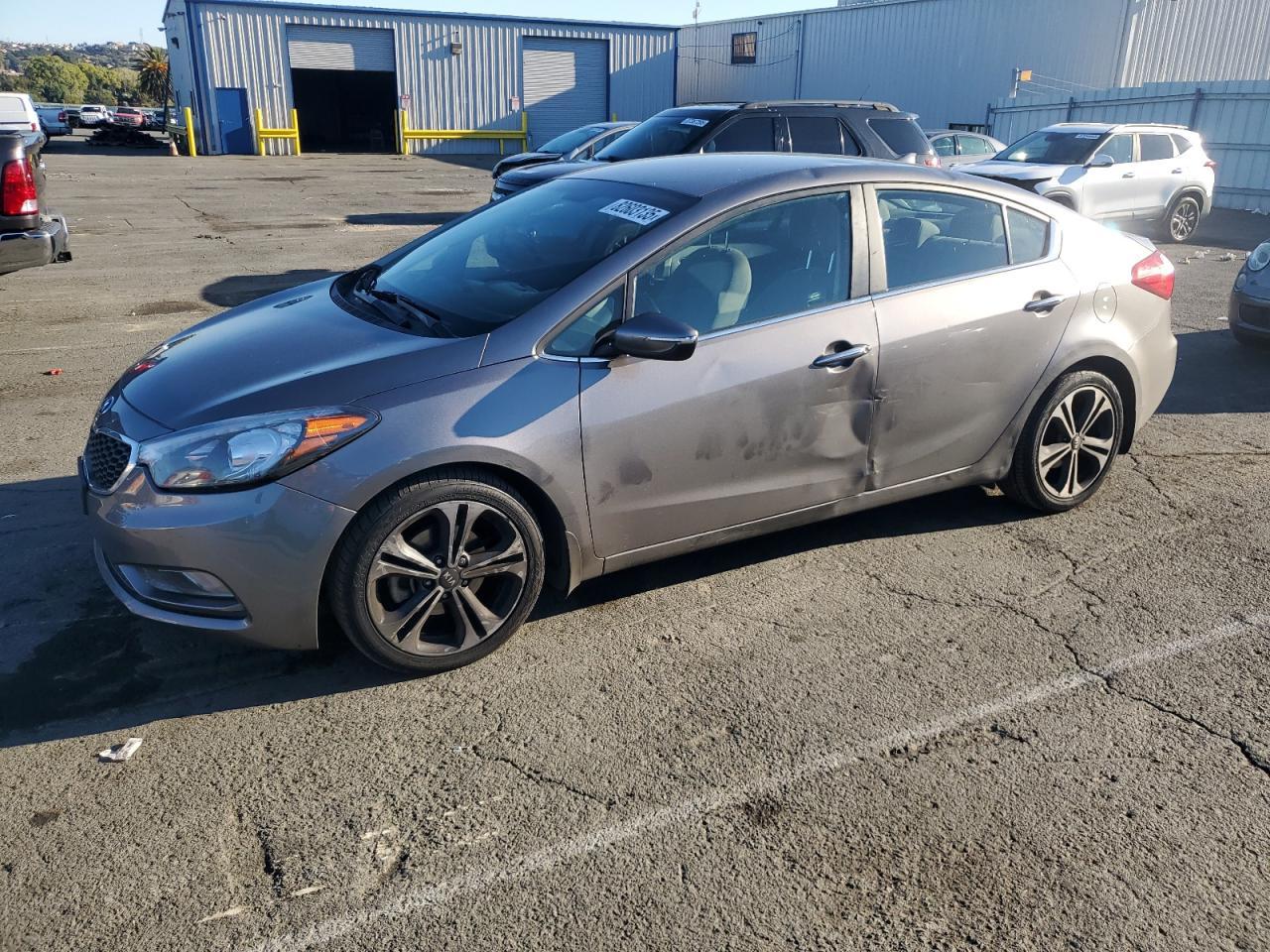2015 KIA FORTE