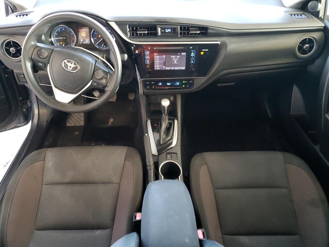 2017 TOYOTA COROLLA