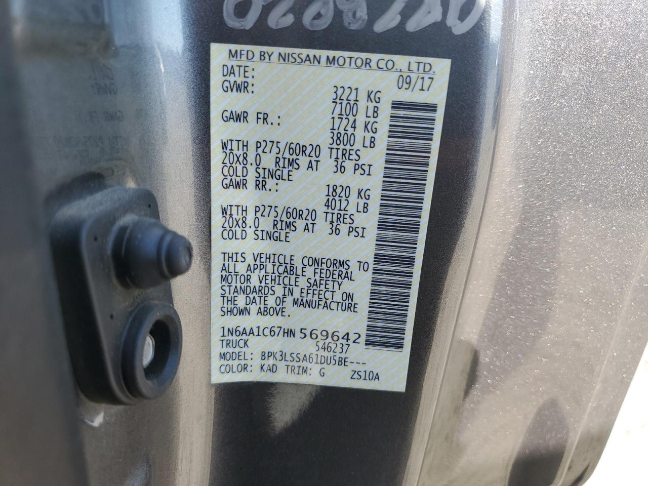 2017 NISSAN Titan