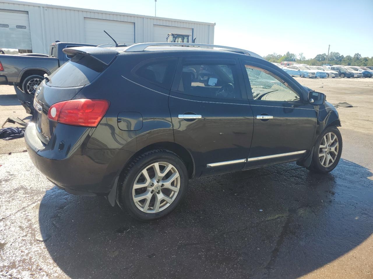 2013 NISSAN ROGUE