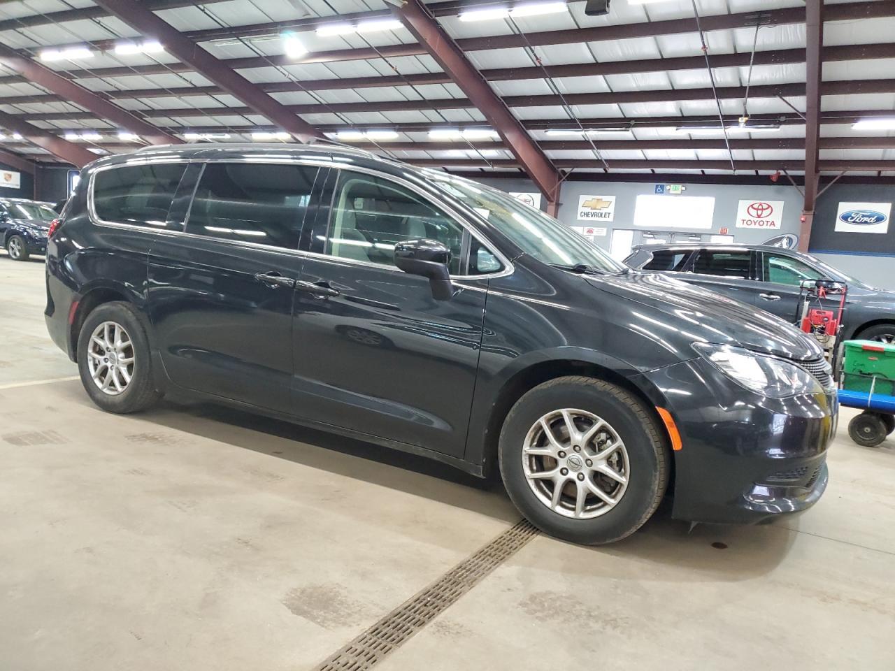 2021 CHRYSLER Voyager
