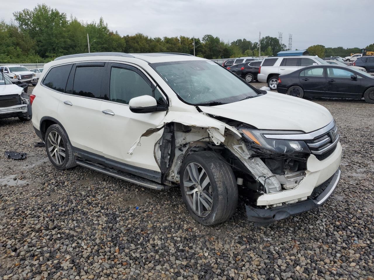 2017 HONDA PILOT