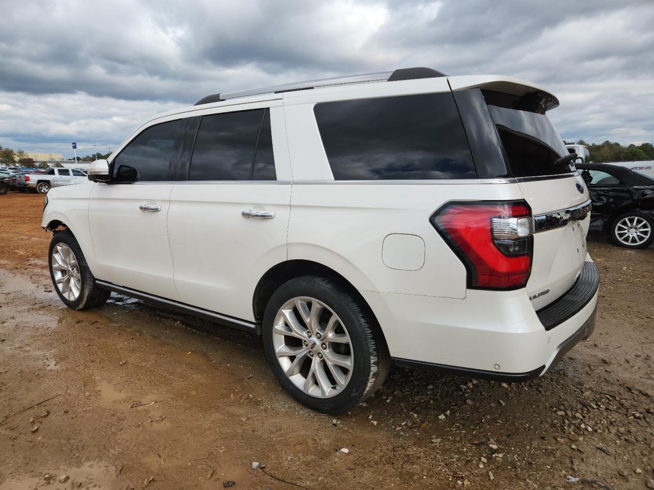2018 FORD Expedition