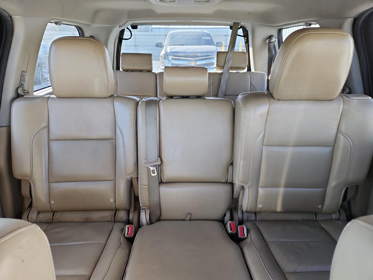 2013 NISSAN Armada