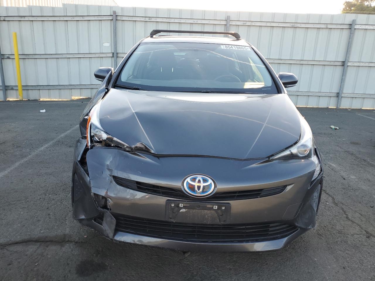 2016 TOYOTA PRIUS