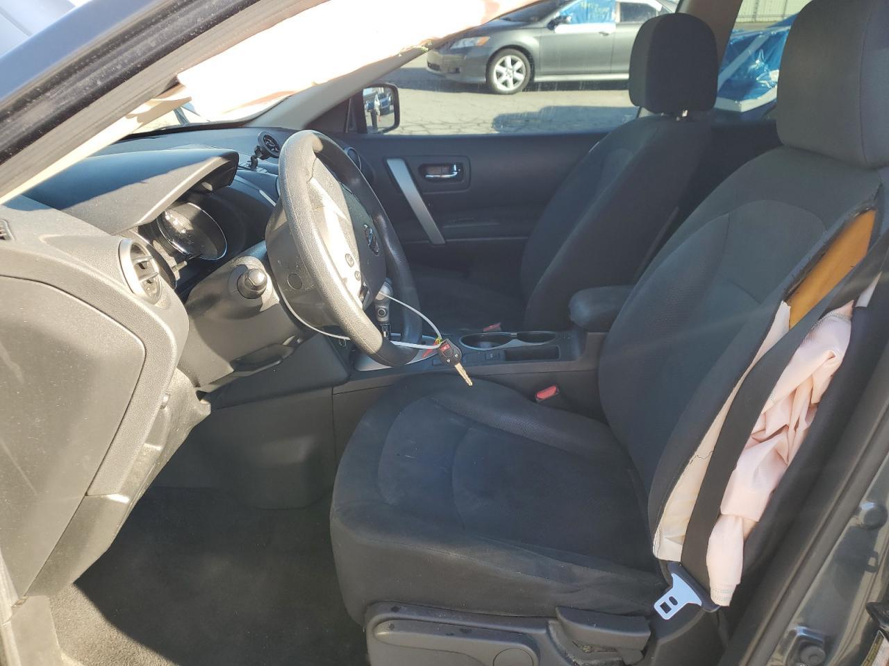2014 NISSAN ROGUE
