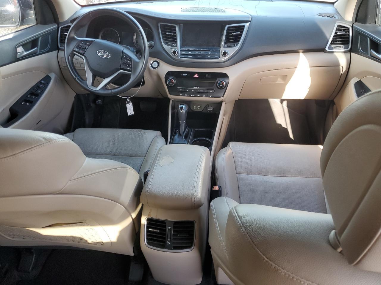 2017 HYUNDAI TUCSON