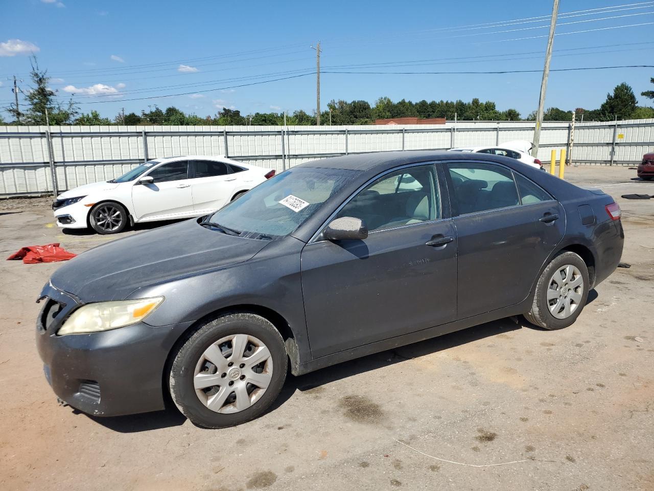2011 TOYOTA CAMRY